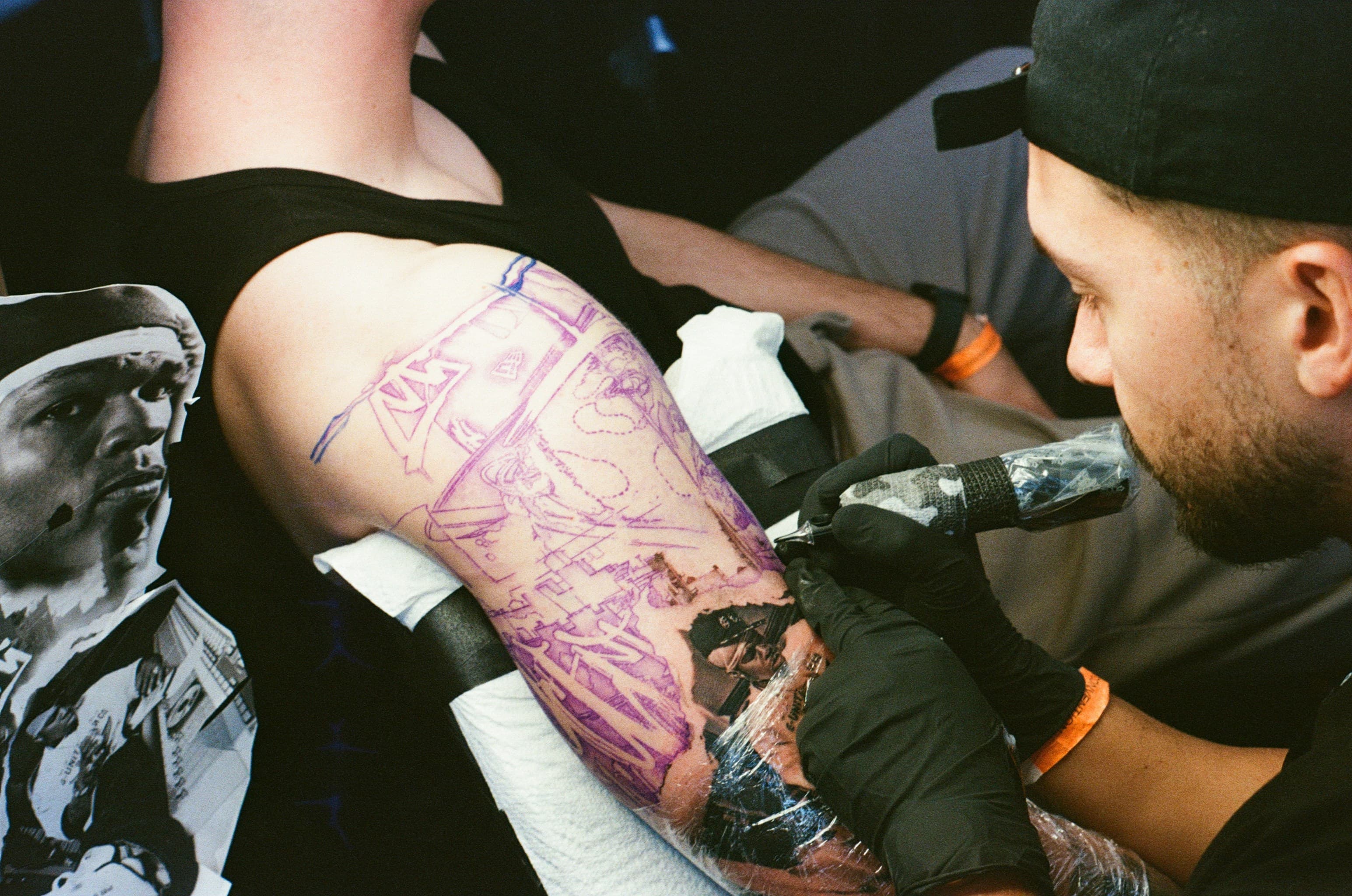 Czym zajmuje się tatuażysta